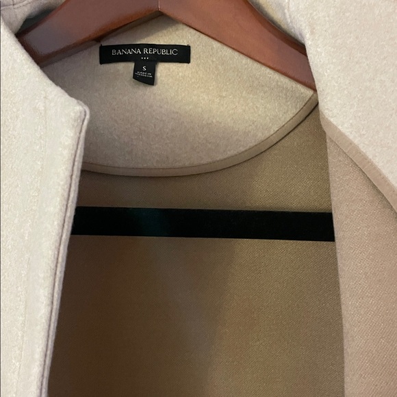 Women’s Banana Republic Jacket - Picture 6 of 7